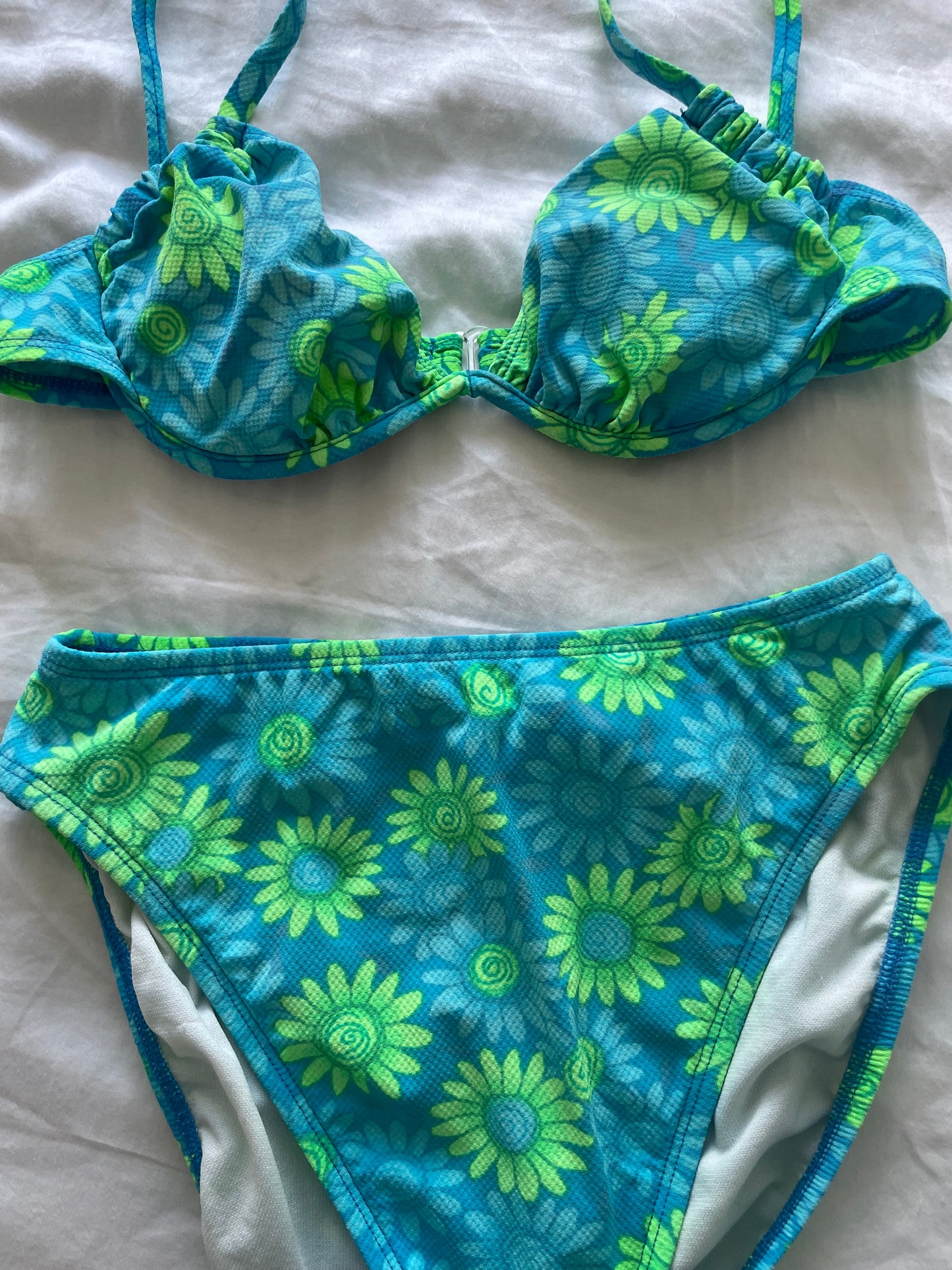 90s high rise bikini