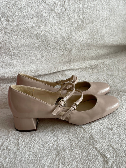 Light pink mary Jane kitten heels