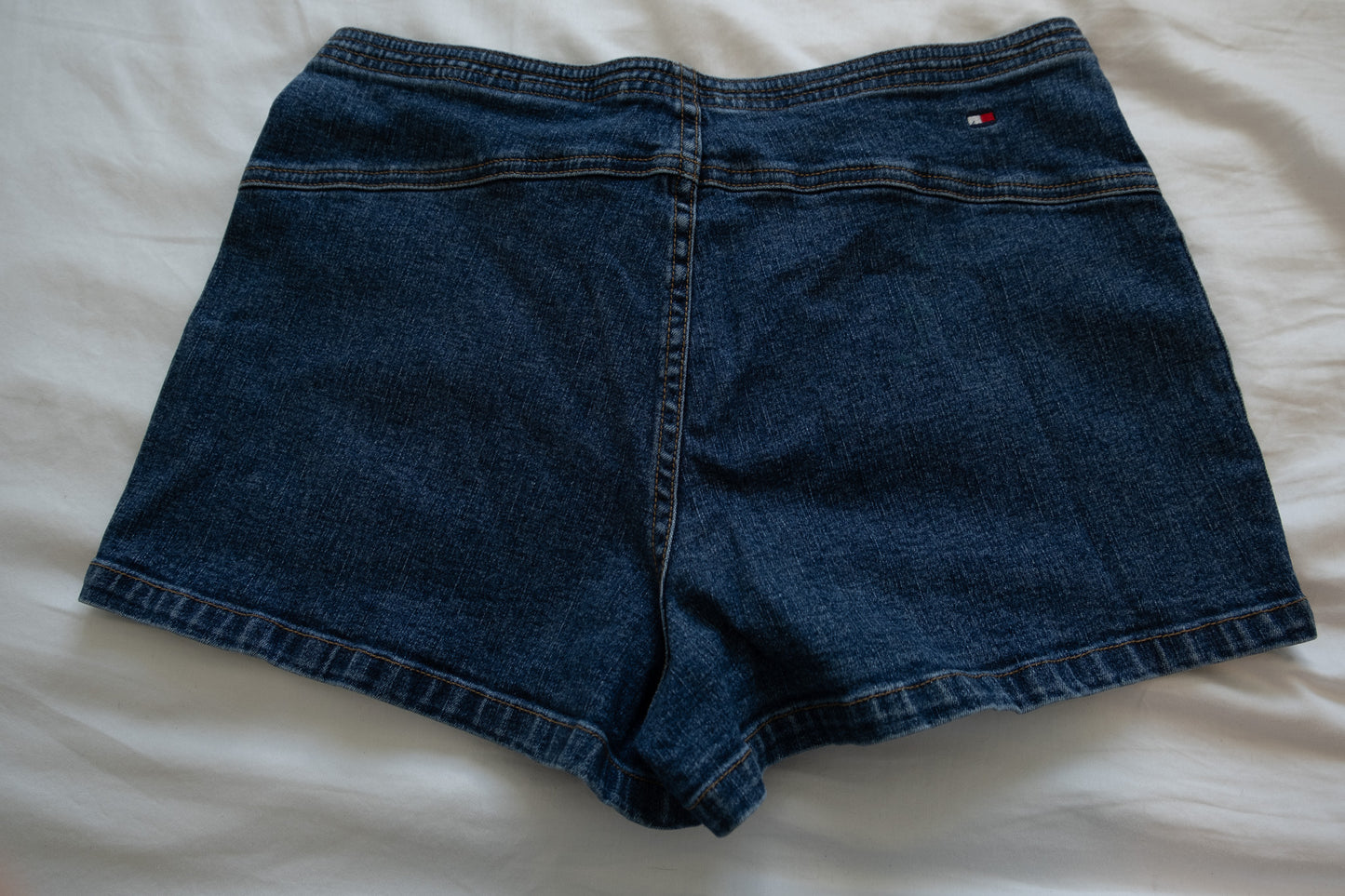 00's Tommy Hilfiger shorts