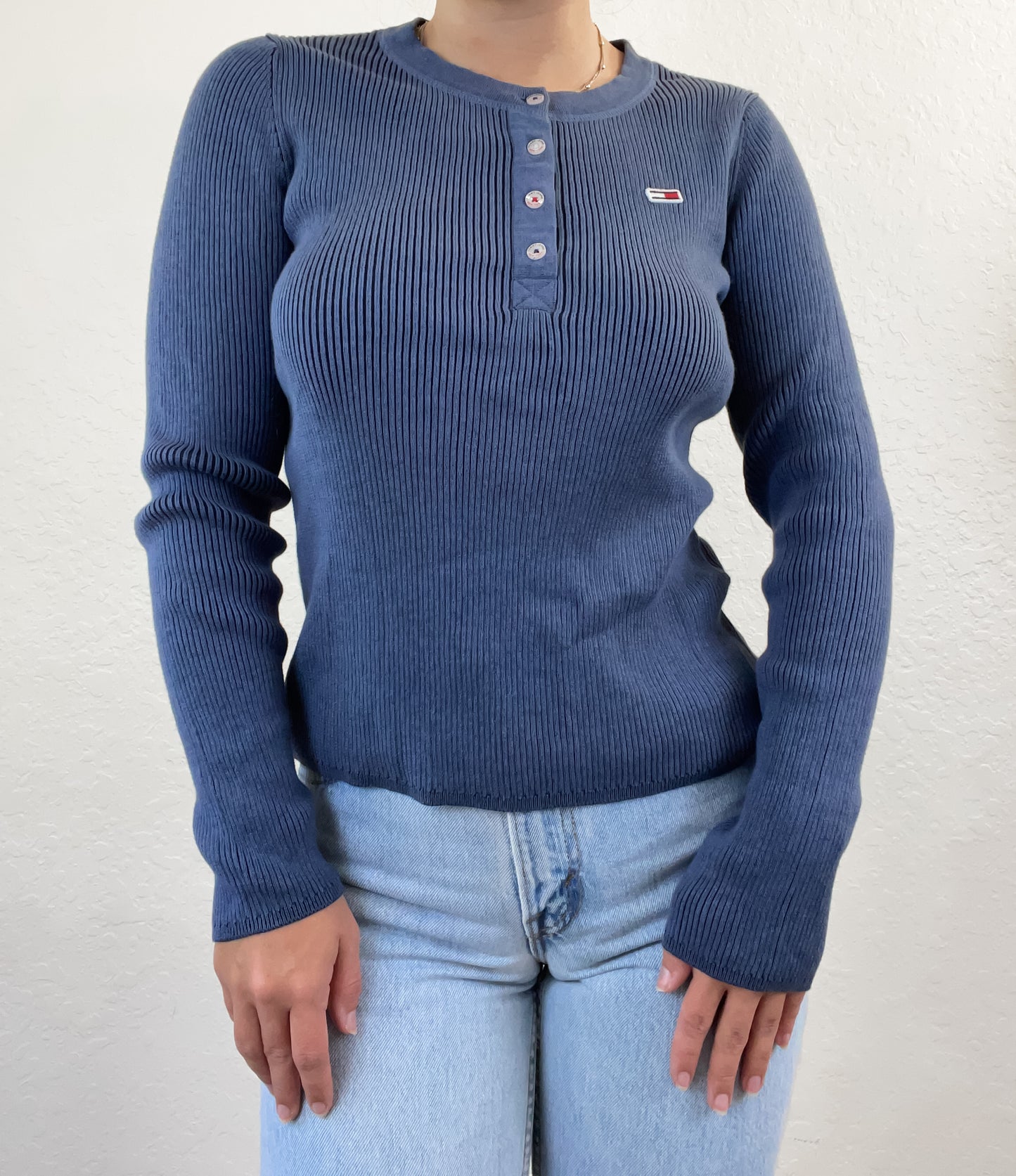 Tommy blue top