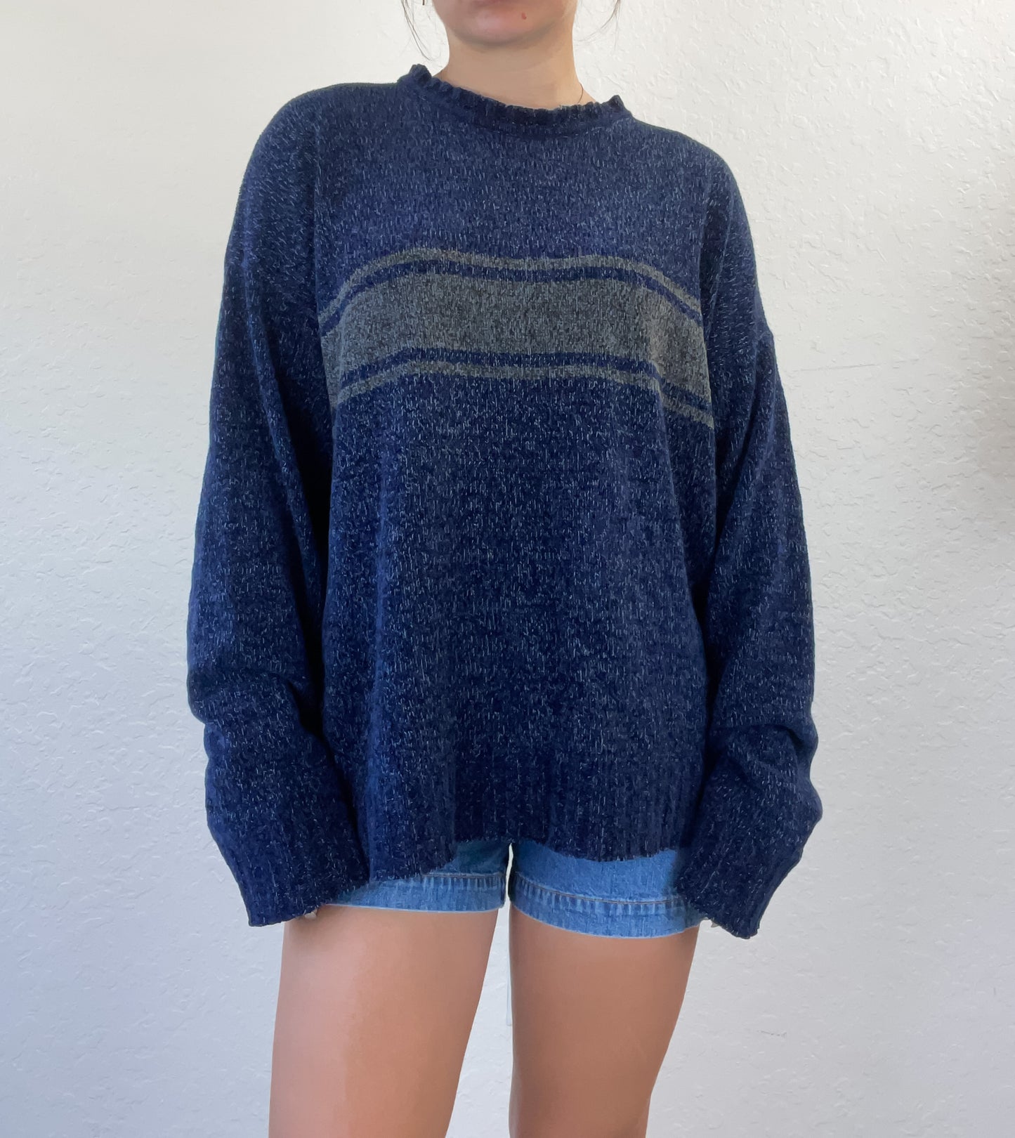 90s no name blue sweater